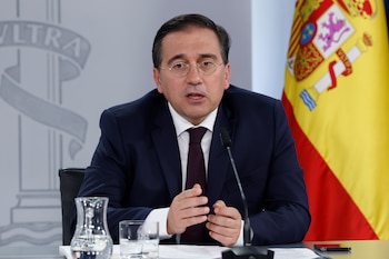 El ministro de Asuntos Exteriores,