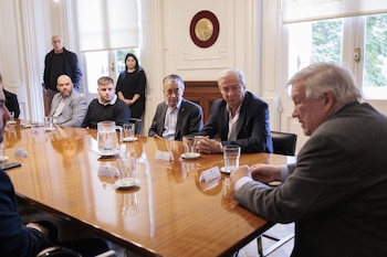 Vélez firmó un acuerdo estratégico con la Universidad de Buenos Aires