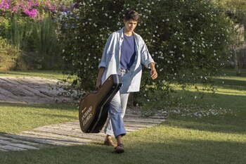 Imágenes del rodaje de 'Flores para Antonio'. (Movistar Plus+)