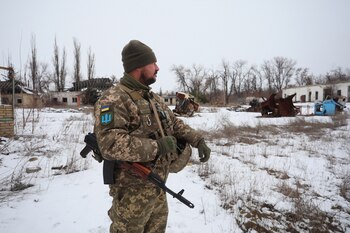 Un militar de las fuerzas