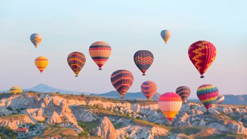 Con una oferta turística tan diversa y accesible, no es de extrañar que Turquía haya capturado la atención de miles de viajeros colombianos este año - crédito Gettyimages