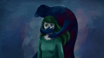 Dibujo de una mujer con suéter verde y una figura oscura detrás que le tapa la boca con una mano sobre un fondo azul.