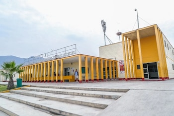 Frustran intento de motín en