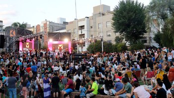 Desfile de los Hermanos Vernucci