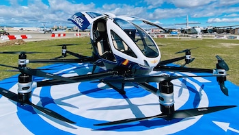 El EHang EH216 en tierra,