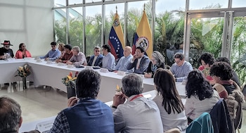 Diálogos de paz con el