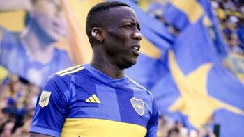 Luis Advíncula culmina contrato en