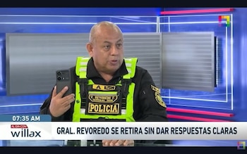 General Víctor Revoredo abandona entrevista en vivo tras preguntas sobre pruebas del caso Trujillo