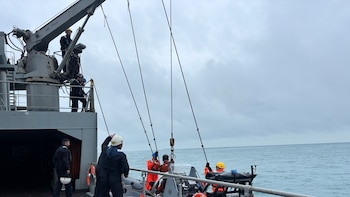 El buque ‘Patiño’ de la