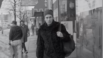 La alegría y tristeza de Jeff Buckley, el cantante de voz angelada que cayó a un río tras beber una cerveza en una noche de soledad