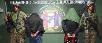 Las autoridades capturan a dos