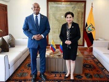 Luis Gilberto Murillo es uno de los funcionarios más cercanos al presidente Gustavo Petro - crédito Cancillería