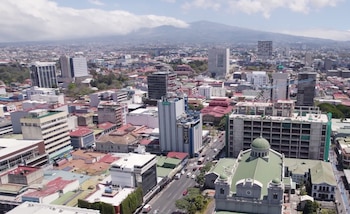San José concentra el 40% de los accidentes con peatones registrados por el INS durante los primeros seis meses de 2026. Crédito: Video Ministerio de Salud