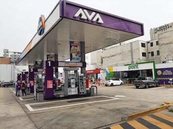 En Miraflores, en cambio, se registraron tarifas superiores, con montos por encima de los S/ 19 y cercanos a los S/ 20 por galón.