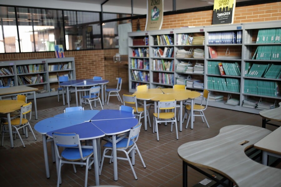 Sectores como educación, salud y tecnología lideraron la ejecución presupuestaria con índices superiores al 95%, según el Observatorio Fiscal Javeriano - crédito Colprensa