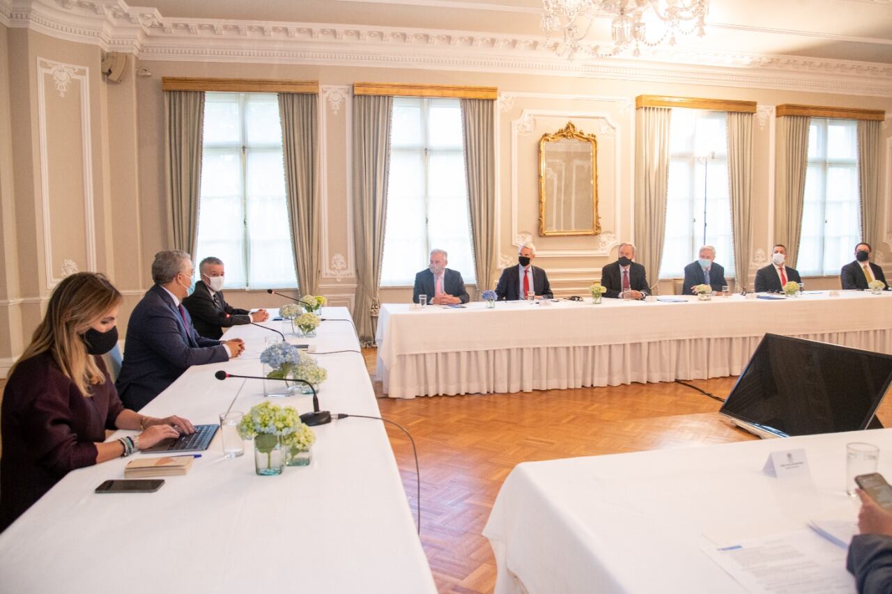 Los firmantes expresaron su confianza en la inocencia del expresidente Álvaro Uribe Vélez - crédito Presidencia