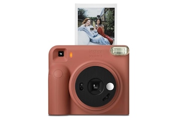 15/10/2026 Instax SQUARE 2
POLITICA INVESTIGACIÓN Y TECNOLOGÍA
FUJIFILM