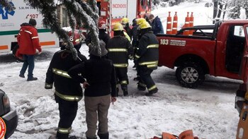 Dos dotaciones de Bomberos voluntarios