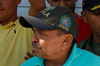 Luis Manuel Díaz Jiménez, padre del futbolista colombiano Luis Díaz, este 9 de noviembre de 2023, en Barrancas, La Guajira (Colombia), tras su liberación - crédito Ricardo Maldonado Rozo/EFE