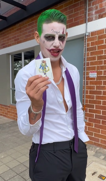 James Rodríguez apareció caracterizado como el Joker en la celebración de Halloween - crédito @nacionaloficial/ Instagram