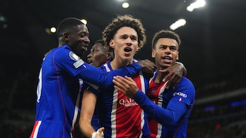 (Crónica) El PSG deja clara su condición de campeón en el Etihad y golea al City