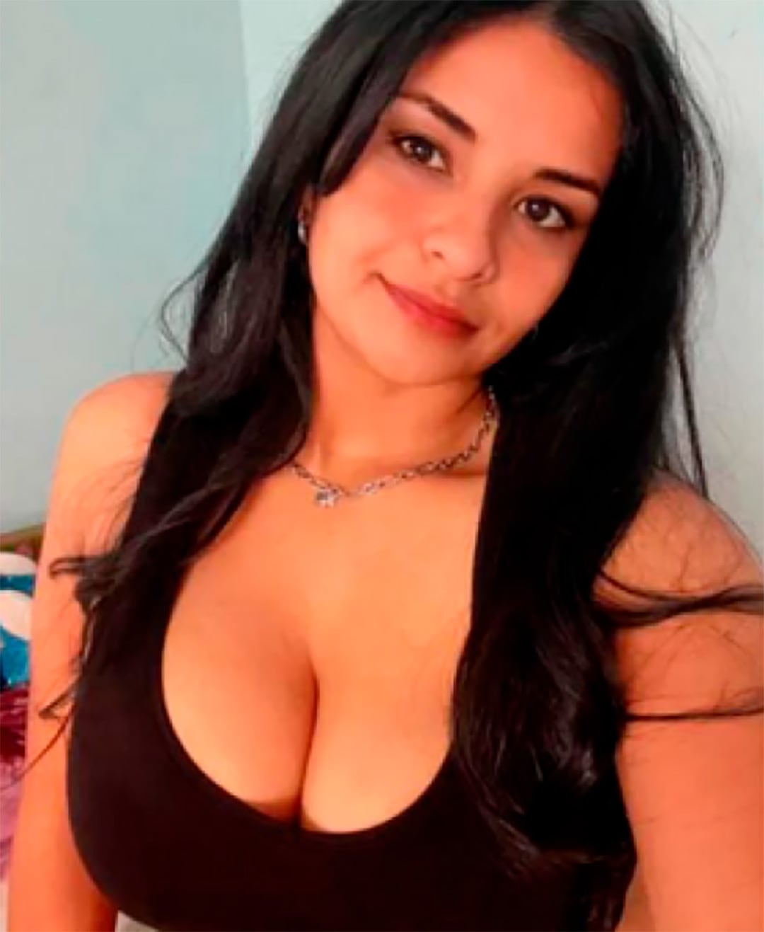 Thania Santillán, de 22 años y estudiante de Enfermería, era reconocida por su solidaridad, vocación de servicio y pasión por la música