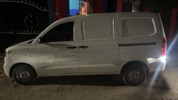 La Policía de Honduras también compartió imágenes de uno de los vehículos donde pudo haber sido movilizado Patrick Sammir tras su secuestro./ (Policía de Honduras)