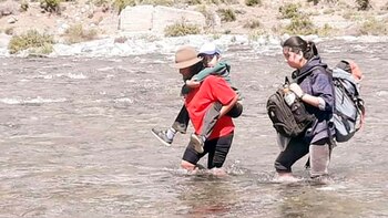 Cruzar a pie el Río