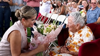 Laura Fernández conmemoró el primer voto femenino: “Las mujeres de Costa Rica somos increíbles”