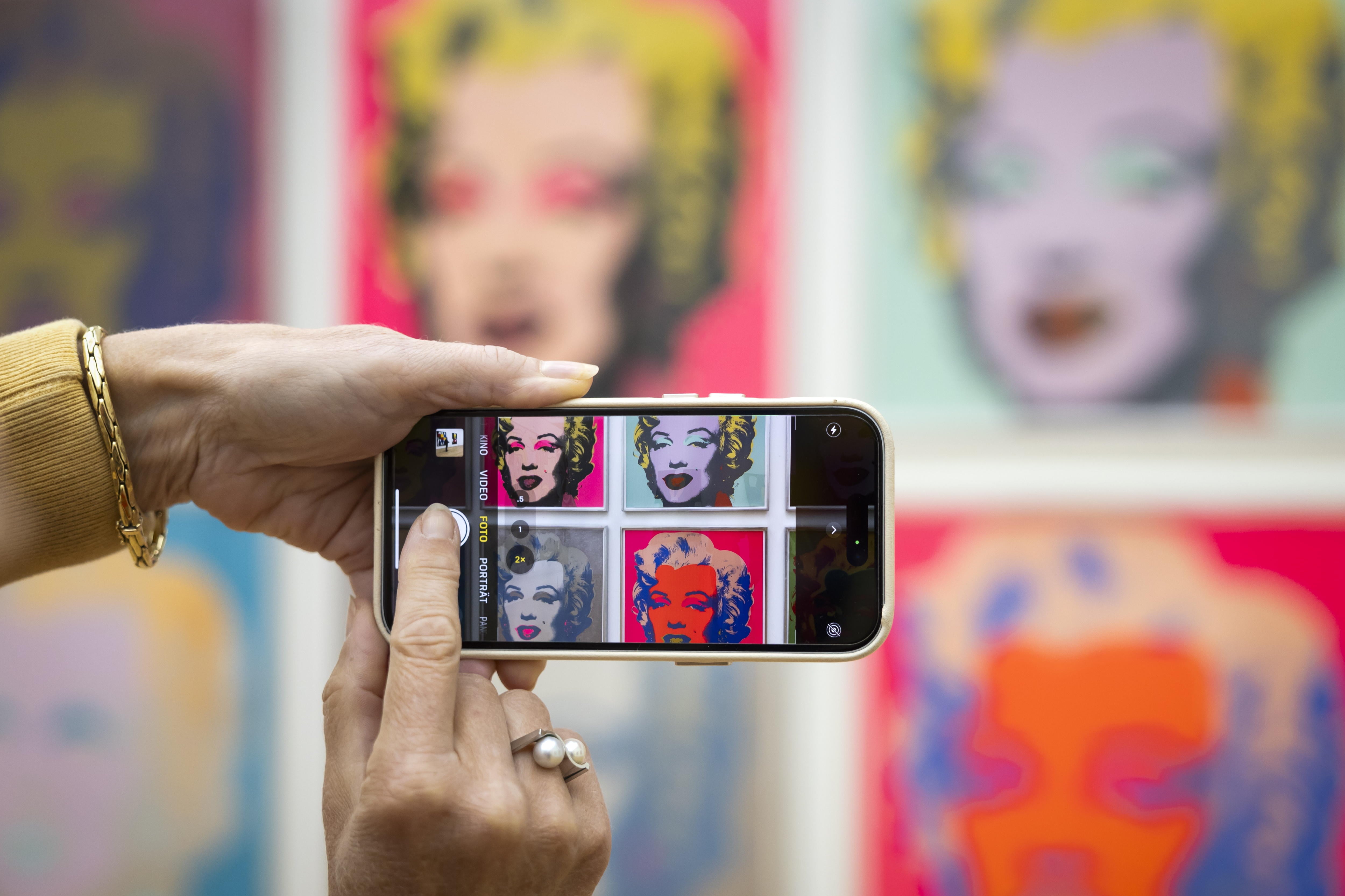 El Pop Art nació en la Gran Bretaña de posguerra y convirtió la publicidad, los cómics y la cultura de masas en materia prima del arte del siglo XX - EFE/EPA/PETER KLAUNZER
