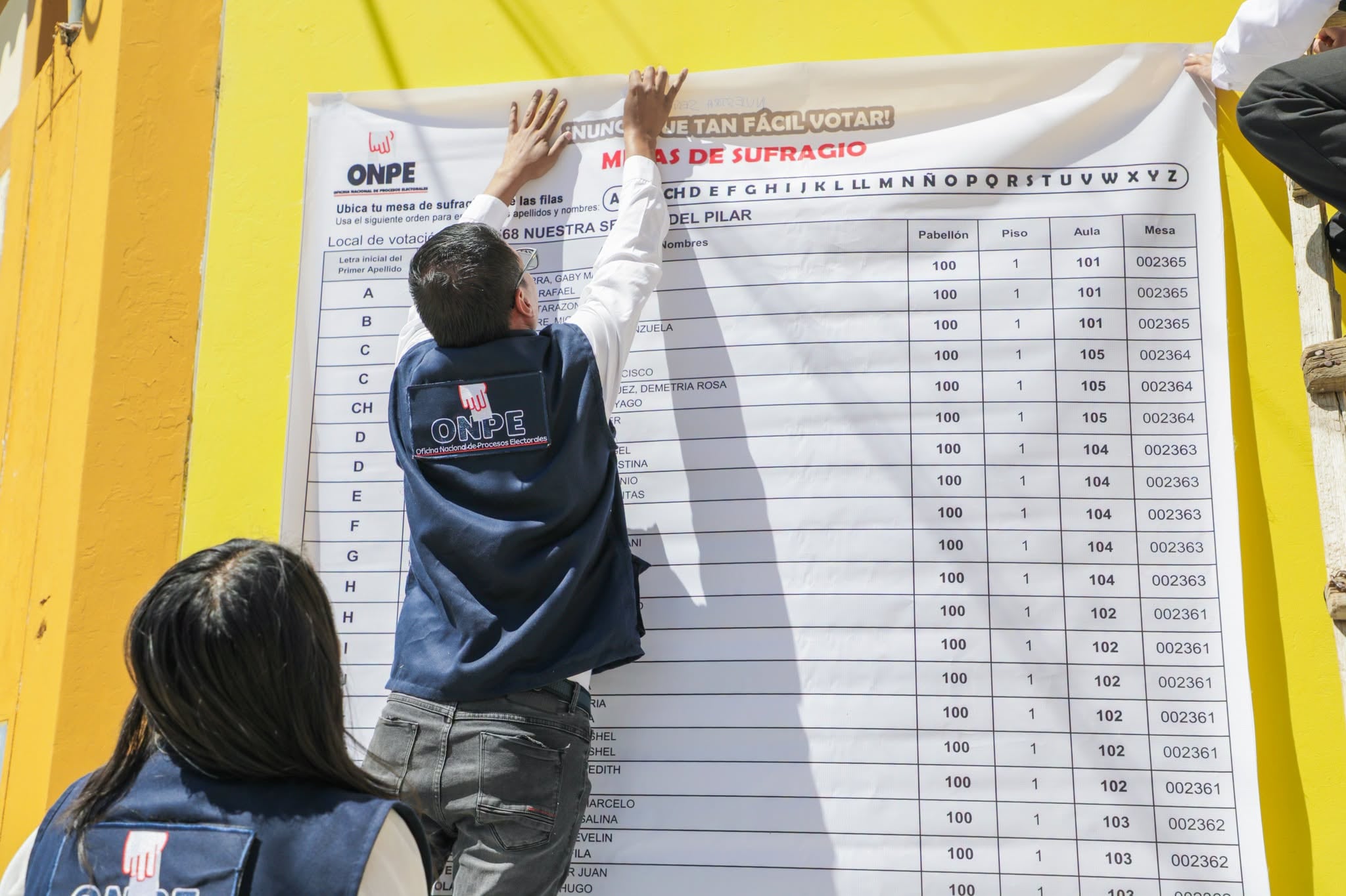 También habrá paneles gigantes en los locales de votación que indicarán tu mesa y su ubicación. Foto: ONPE