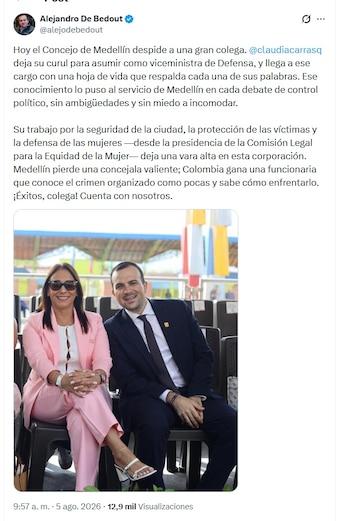 - crédito @alejodebedout/X