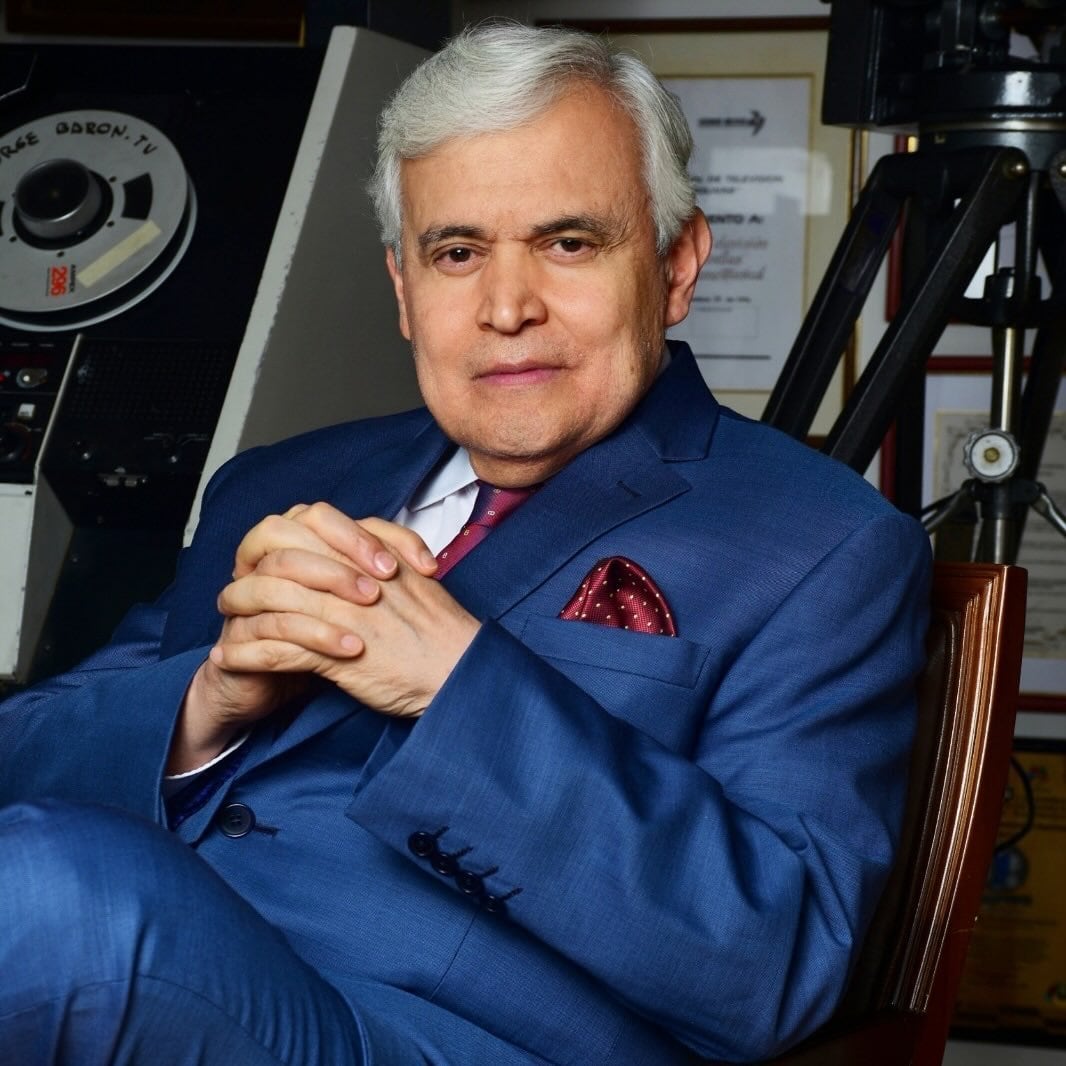 “Estoy vivo y no pienso retirarme”, declaró el presentador, quien enfrenta una afección ocular y continúa con la producción de El show de las estrellas - crédito @jorgebarontv/ Instagram