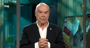 Antonio Resines durante su visita