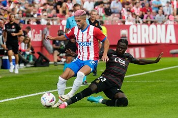 El defensa brasileño del Girona