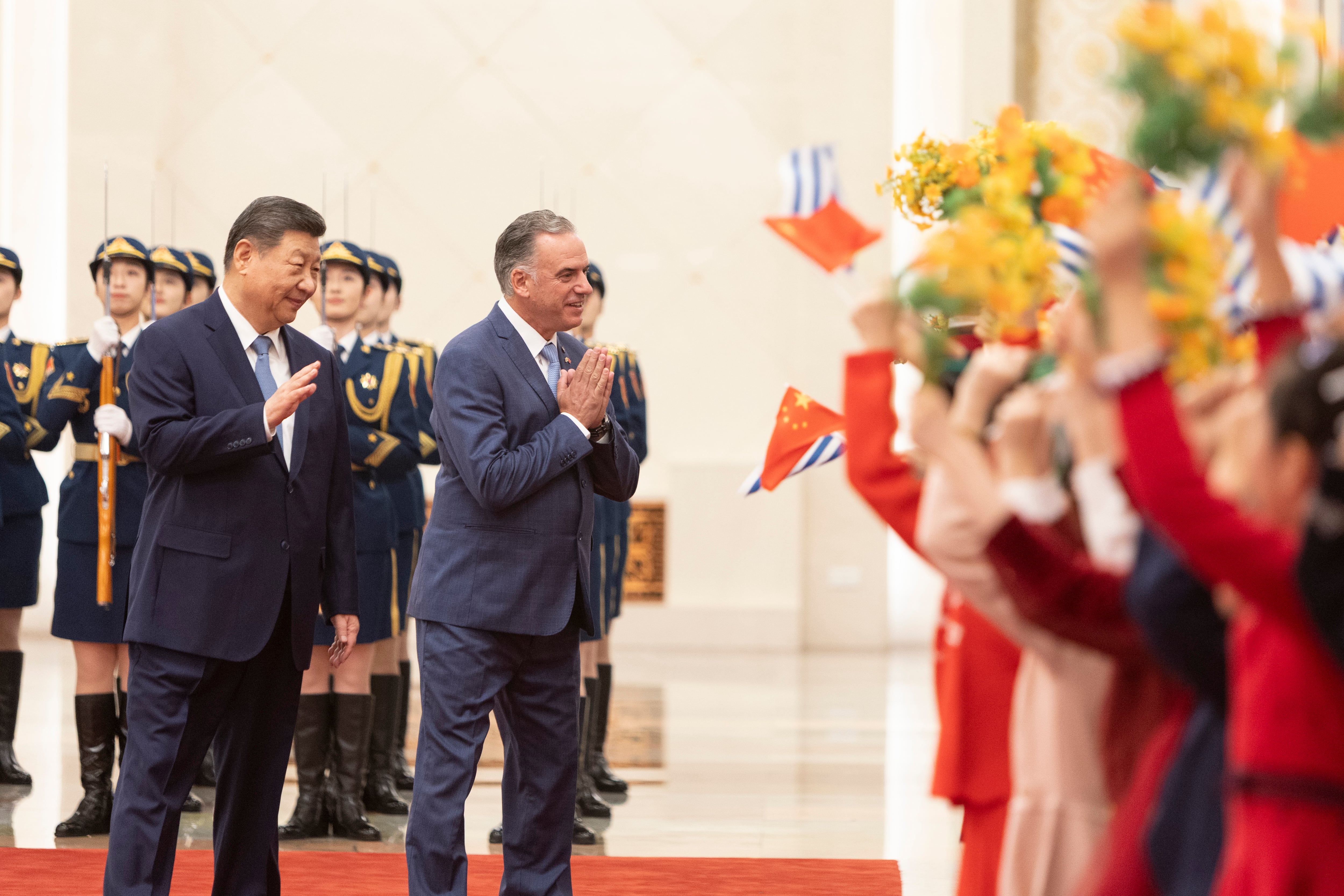 ZXi Jinping y Yamandú Orsi, en China (Camilo dos Santos Ayala, Presidencia)