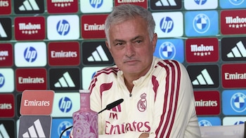 Mourinho, irónico sobre el calendario: "Nos hacen un grandísimo regalo, a ver si los dejamos tristes"