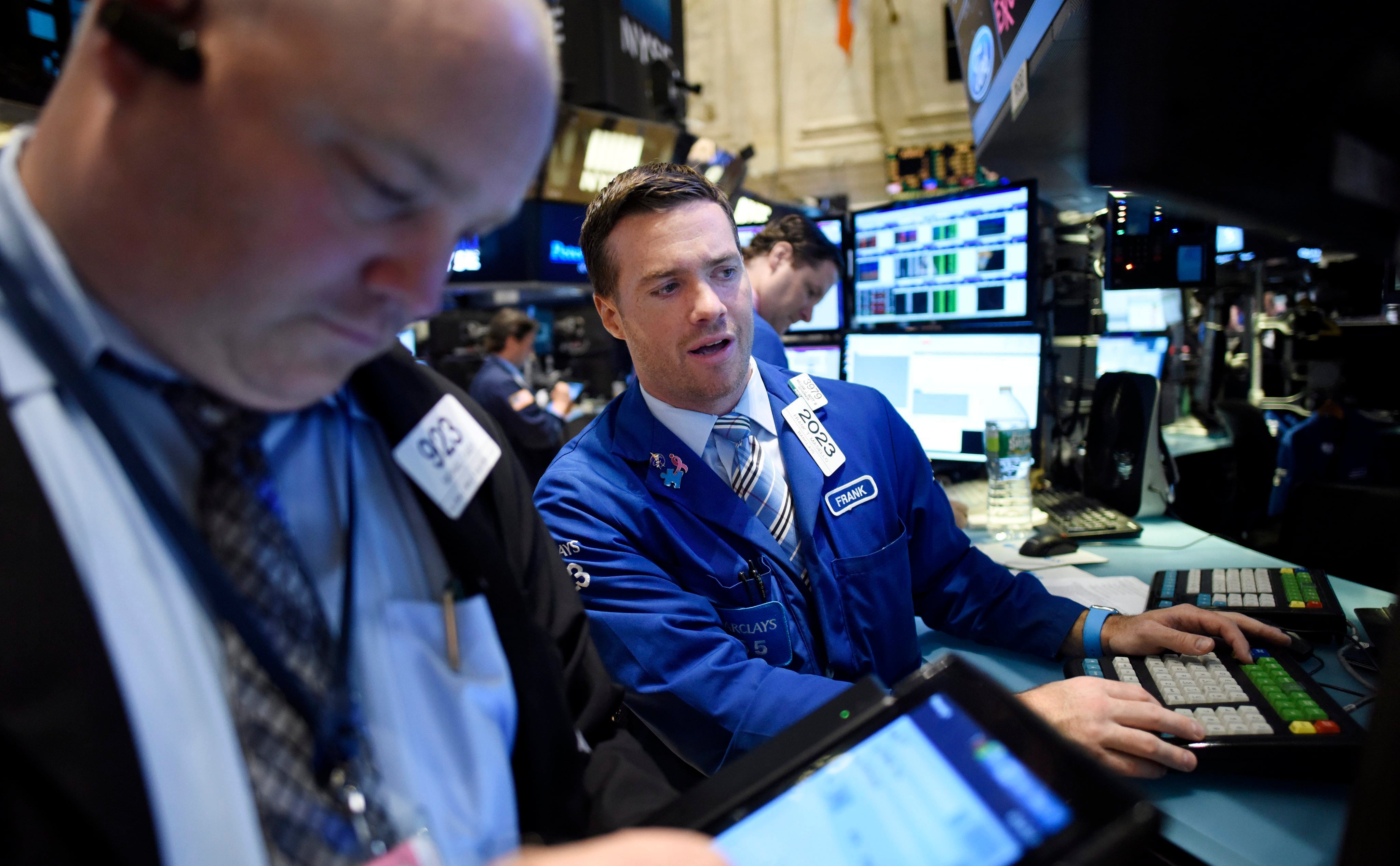 El S&P 500 cae en Wall Street por la tensión en Oriente Medio y la antesala de balances tecnológicos