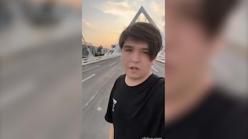 El influencer presume de lujos