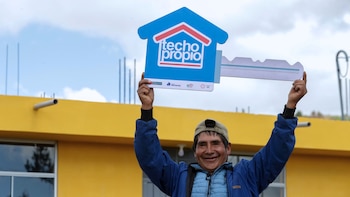 Gobierno da bonos para pagar