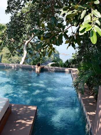 Colapinto disfrutó de la pileta