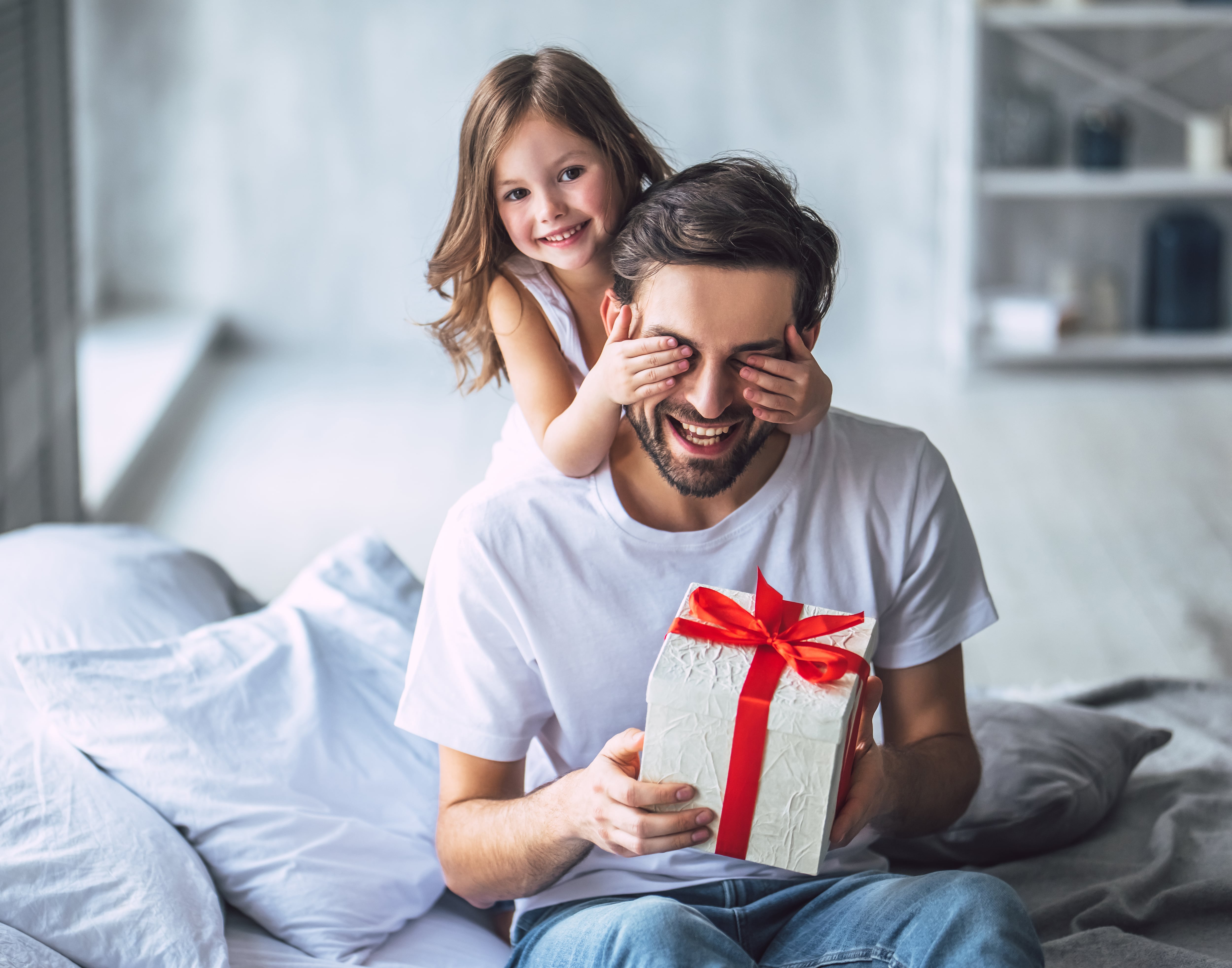 Cómo sorprender a los padres con celebraciones sin costo - crédito Adobe Stock