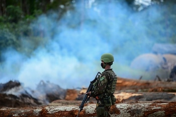 La industria de defensa brasileña superó obstáculos como la quiebra de Engesa, la corrupción de Odebrecht y la migración de talento técnico (Reuters)