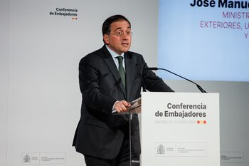 11/01/2024 El ministro de Asuntos Exteriores, Unión Europea y Cooperación, José Manuel Albares, interviene durante la segunda y última jornada de la VIII Conferencia de Embajadores, en la sede del Ministerio de Asuntos Exteriores, Unión Europea y Cooperación, a 11 de enero de 2024, en Madrid (España). El principal objetivo del encuentro es analizar y debatir las prioridades y líneas principales de la política exterior en los próximos años en el arranque de esta XV legislatura, así como "las lecciones aprendidas y los resultados de la Presidencia del Consejo de la UE" que se cerró el pasado 31 de diciembre.
POLITICA
Alejandro Martínez Vélez - Europa Press