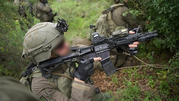 Israel localizó un pozo minado y un puesto con armas del grupo terrorista Hezbollah en el sur de Líbano