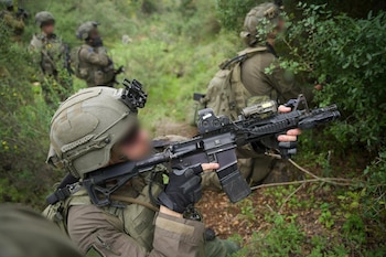 Las FDI localizaron un puesto de la organización terrorista Hezbollah en el sur de Líbano