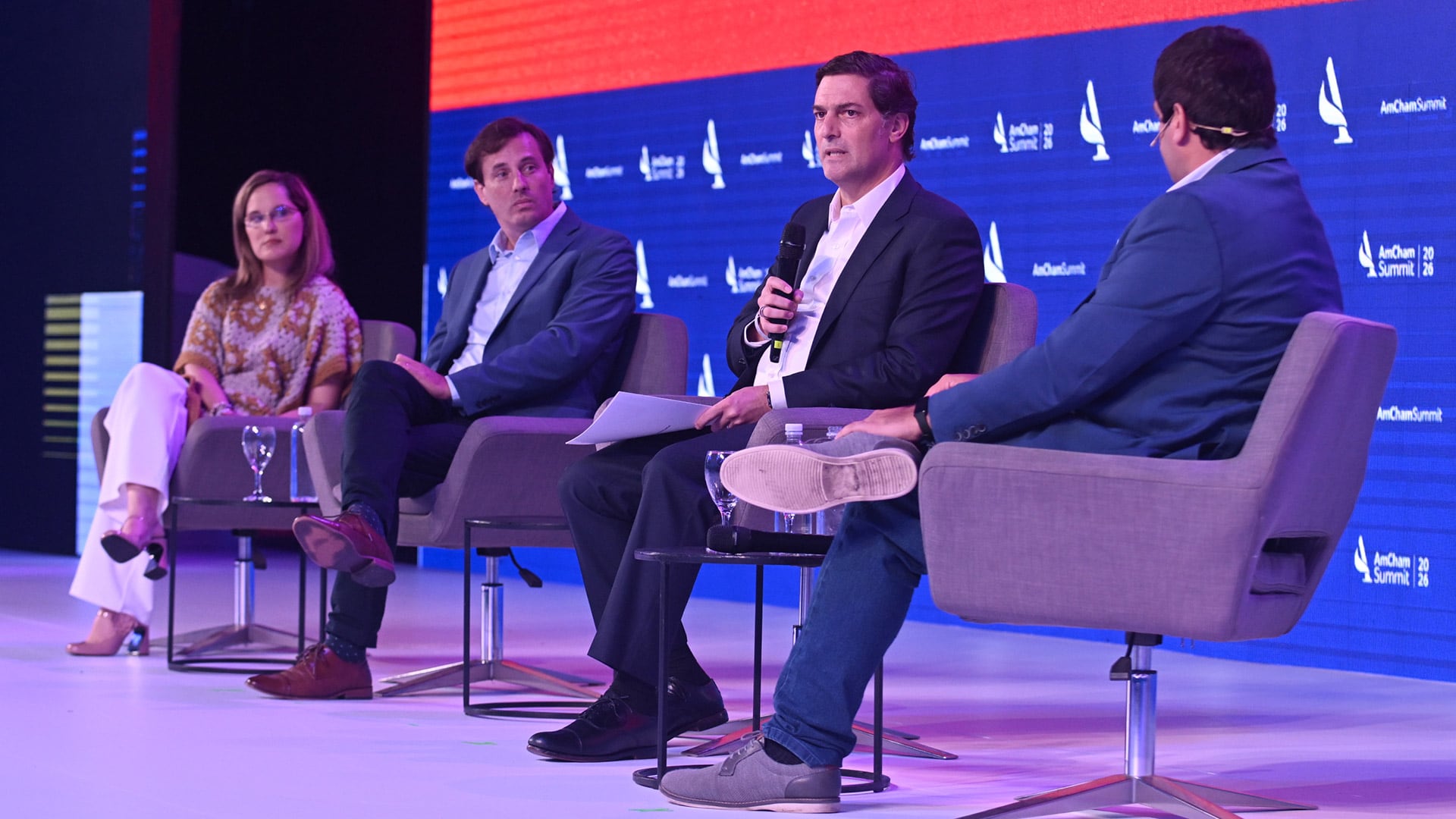 Ana Simonato (Chevron Argentina), Fernando Bonnet (Central Puerto) y Juan Martín Bulgheroni (Pan American Energy). Maximiliano Luna
