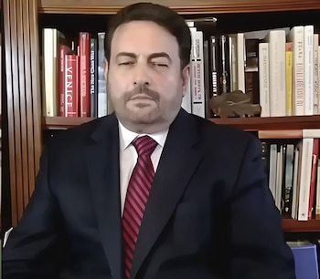 El analista político, especialista en