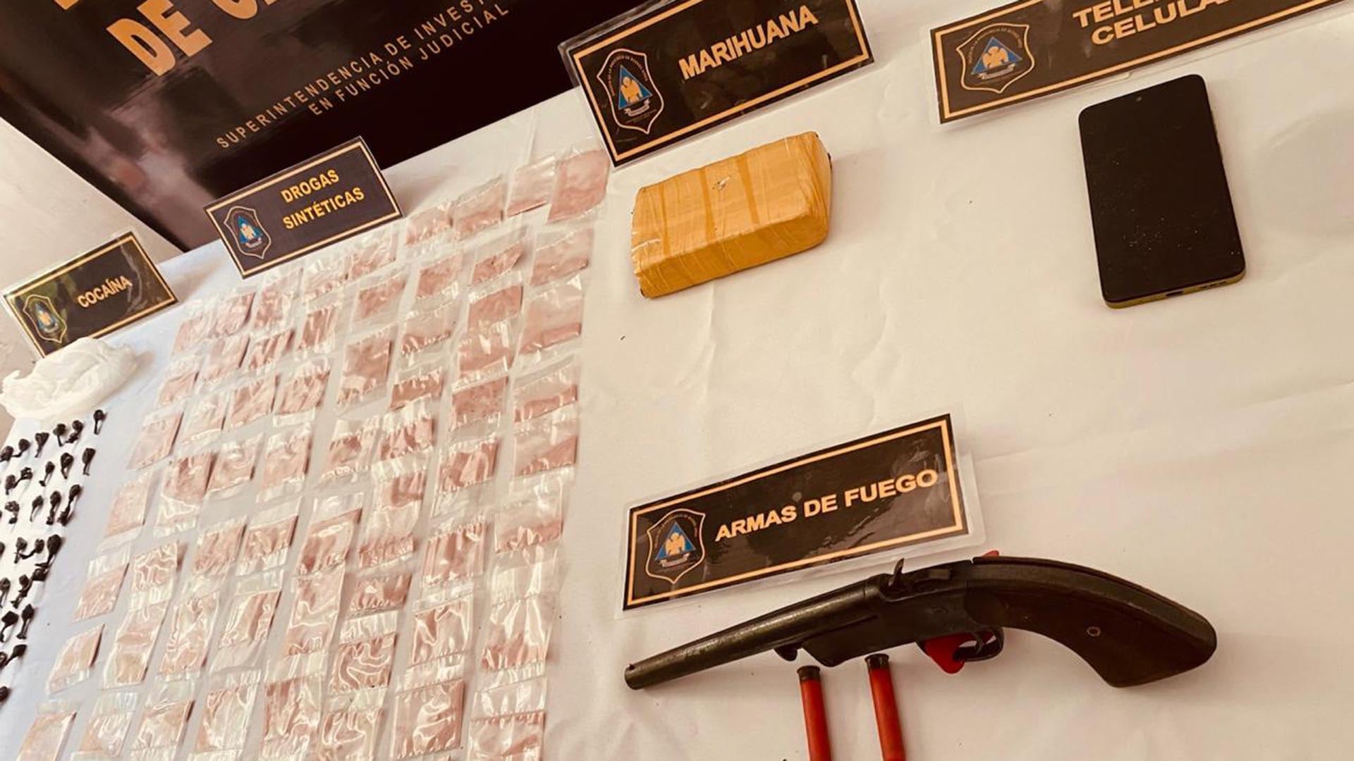 Autoridades incautaron múltiples dosis de Tusi, cocaína, marihuana, un arma de fuego y celulares durante un operativo en General Rodríguez.
