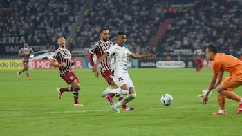 Jhon Arias y Fluminense le